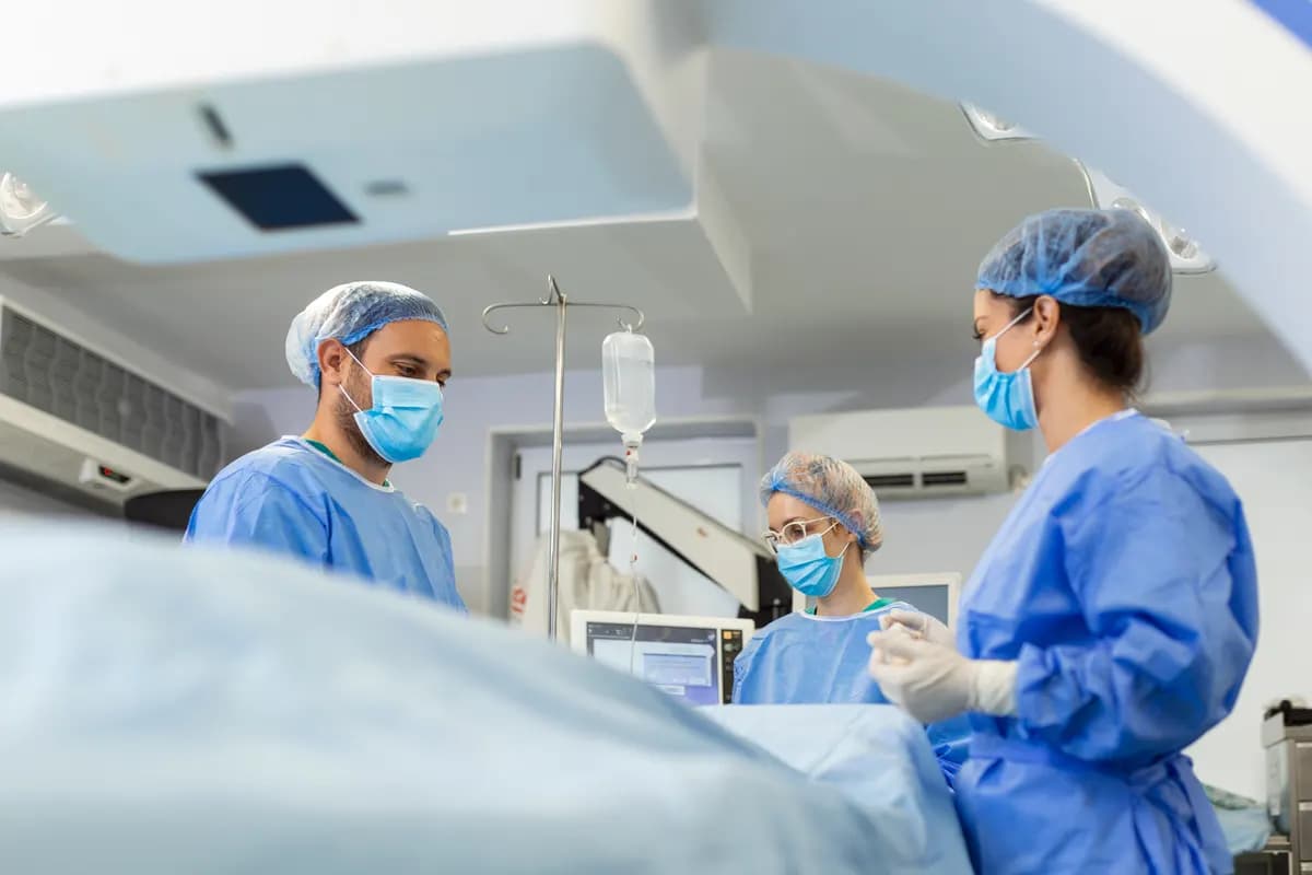 Açık ve Laparoskopik Distal Pankreatektomi